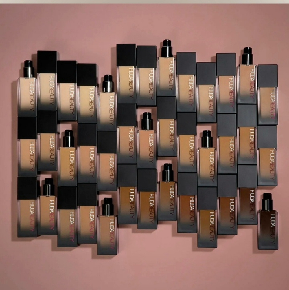 Huda beauty FauxFilter Luminous Matte Foundation